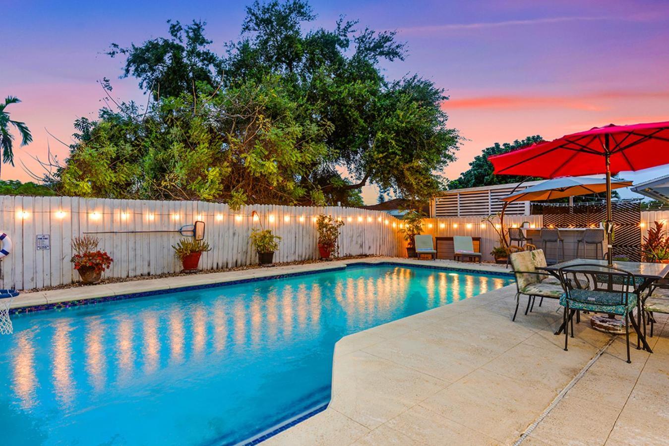 Bright Villa, Heated Pool, 2 Kings, By Everglades, Biscayne & Keys ホームステッド エクステリア 写真