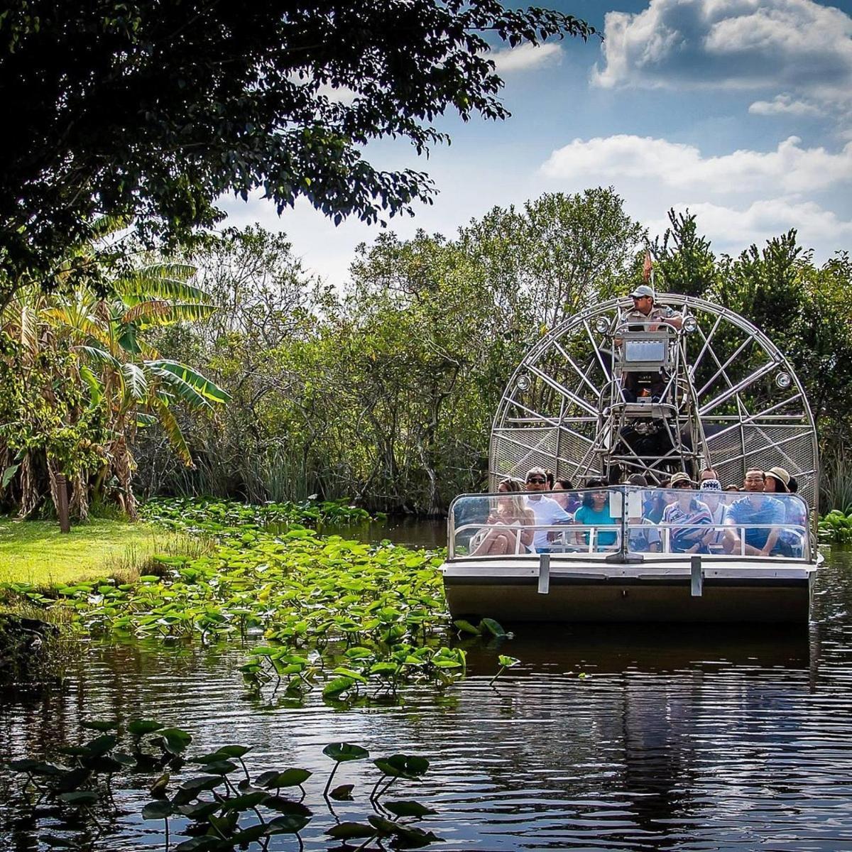 Bright Villa, Heated Pool, 2 Kings, By Everglades, Biscayne & Keys ホームステッド エクステリア 写真