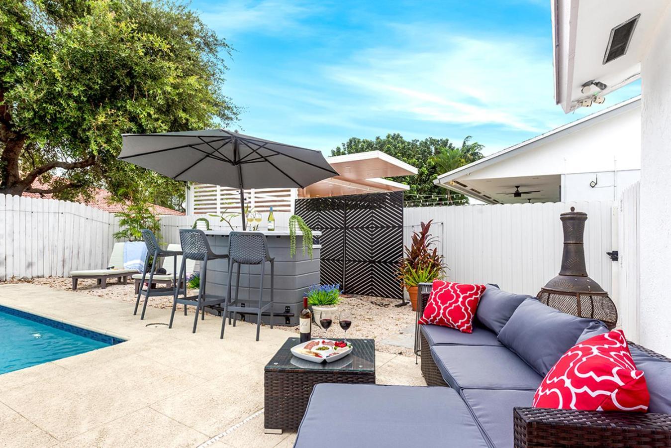 Bright Villa, Heated Pool, 2 Kings, By Everglades, Biscayne & Keys ホームステッド エクステリア 写真