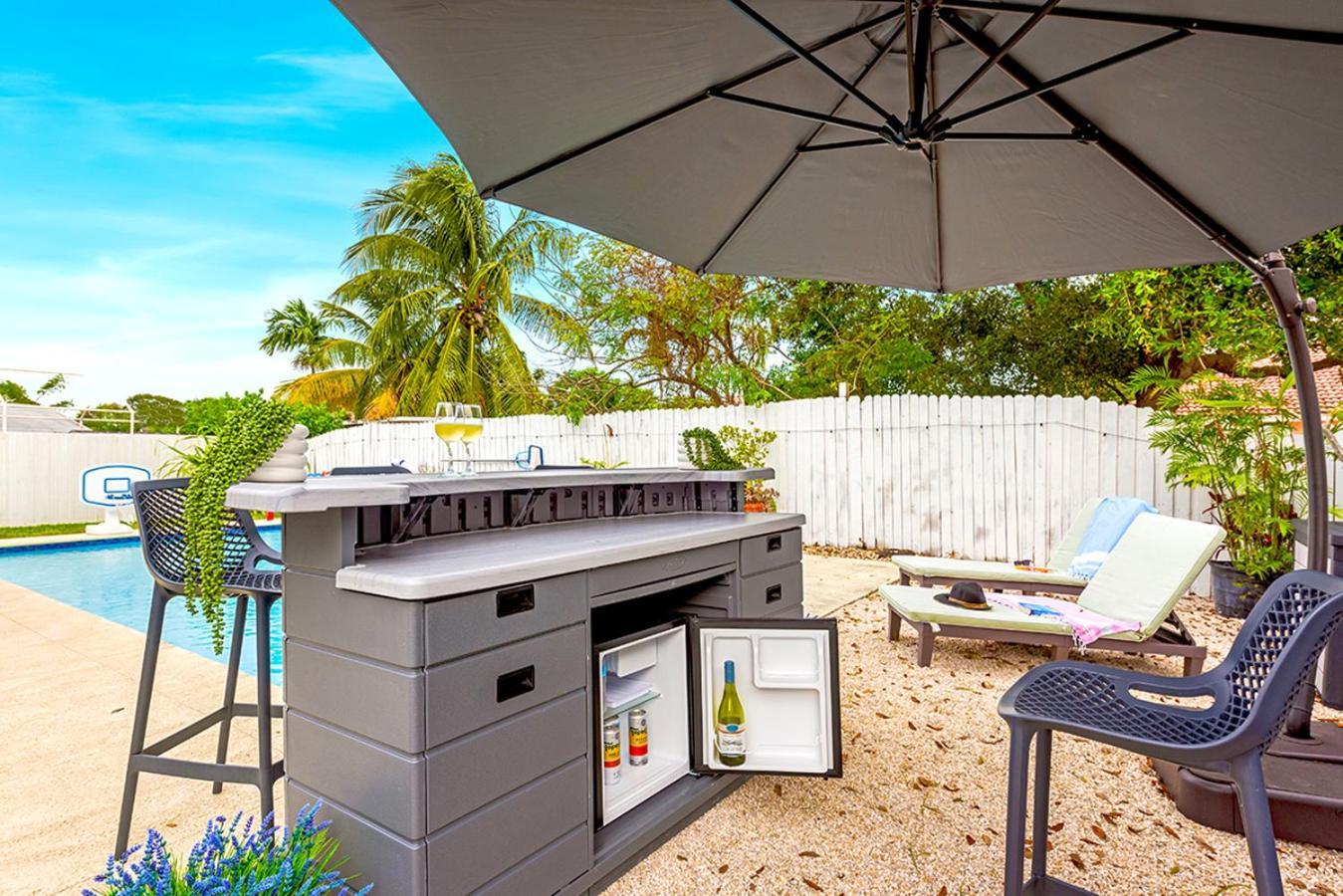 Bright Villa, Heated Pool, 2 Kings, By Everglades, Biscayne & Keys ホームステッド エクステリア 写真