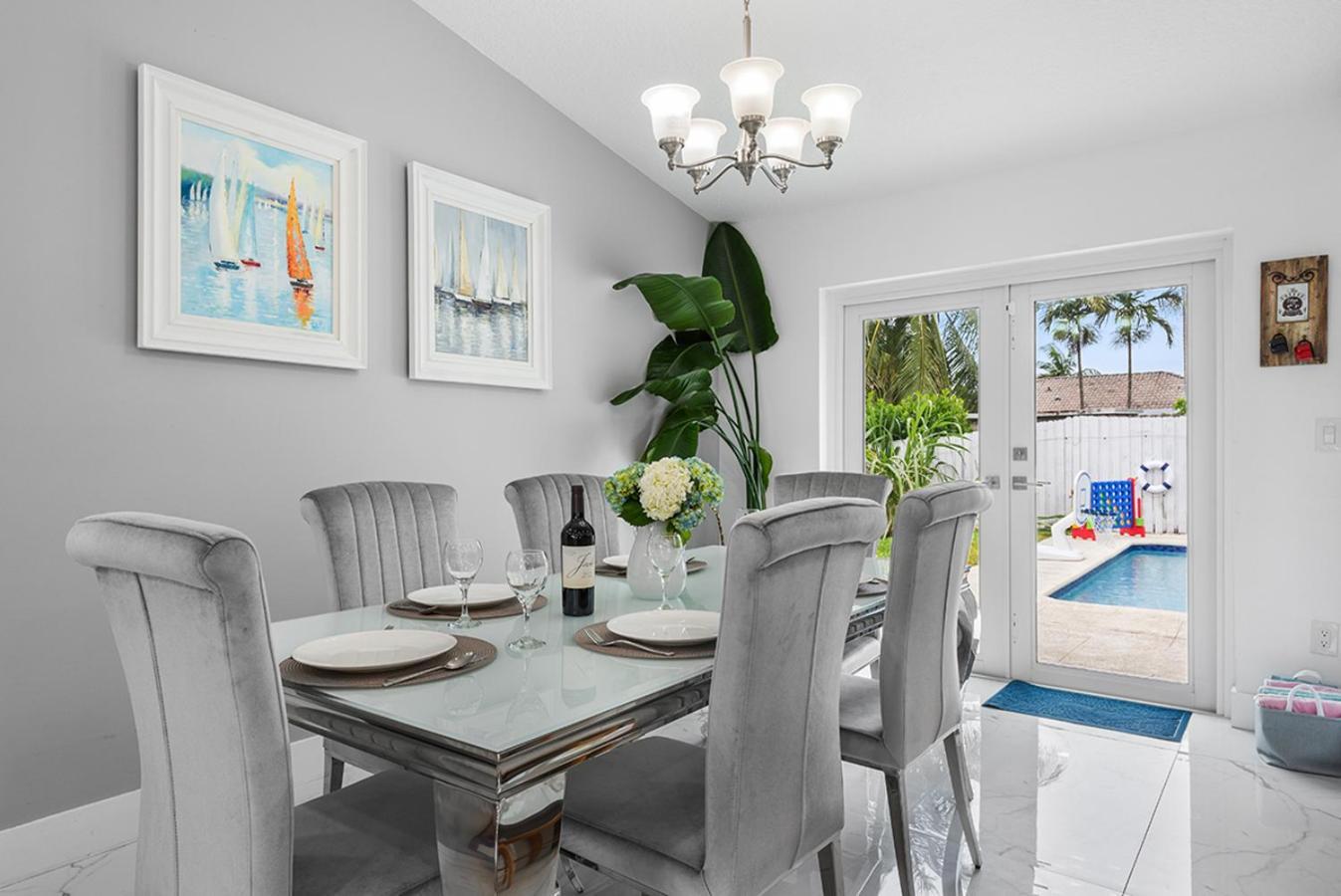 Bright Villa, Heated Pool, 2 Kings, By Everglades, Biscayne & Keys ホームステッド エクステリア 写真